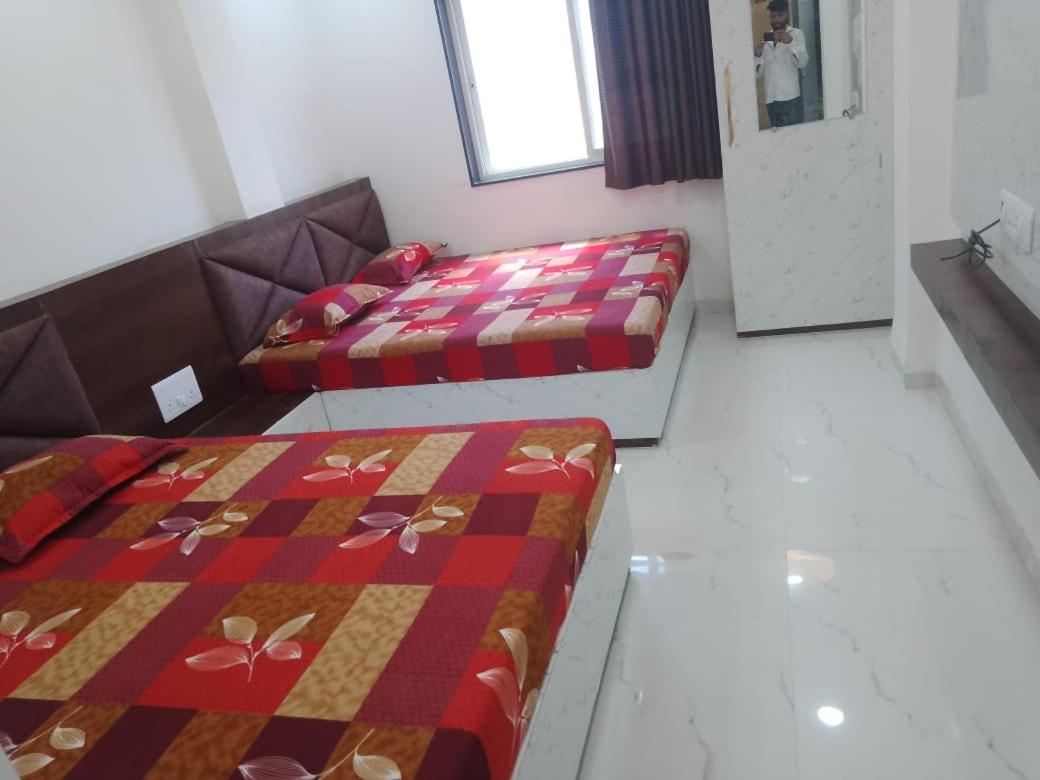 Hotel Shree Shyam Sharnam Godarpura ภายนอก รูปภาพ